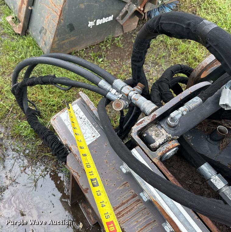 image for item DS3730 2012 Bobcat 40 Hyd Planer skid steer cold planer