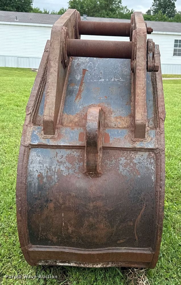 image for item DS3731 Tooth-Pro excavator bucket