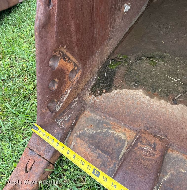 image for item DS3731 Tooth-Pro excavator bucket