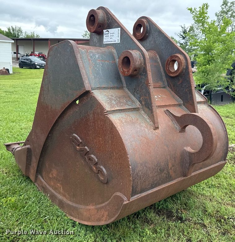 image for item DS3732 Esco PC300/350/360-3/10 excavator bucket