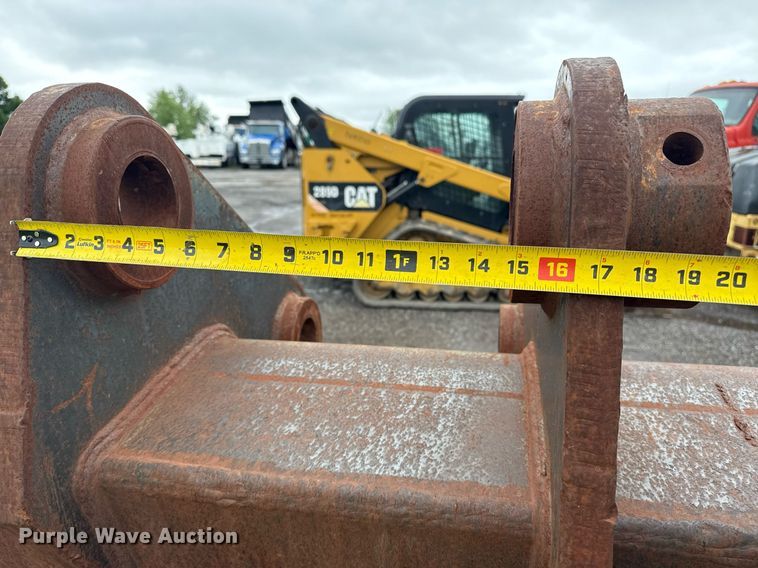 image for item DS3732 Esco PC300/350/360-3/10 excavator bucket