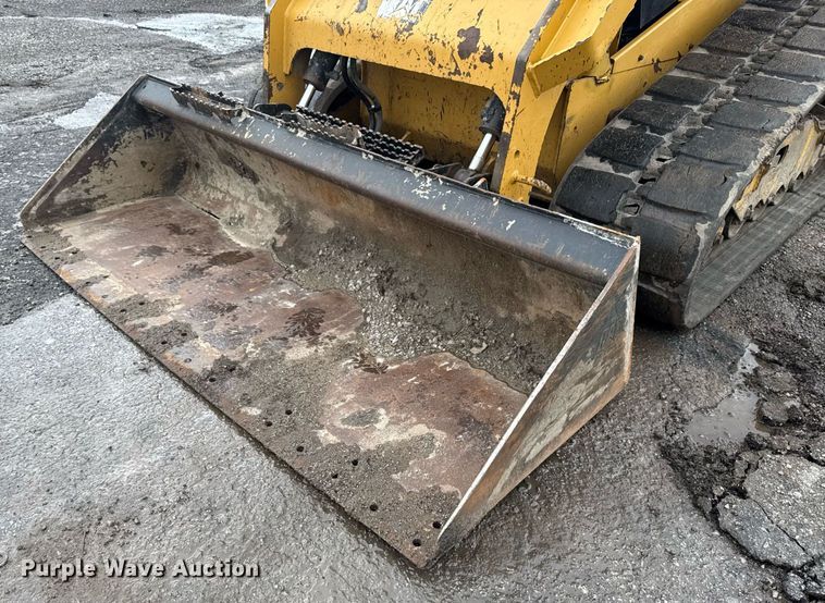 image for item DS3734 2014 Caterpillar 289D tracked skid steer loader