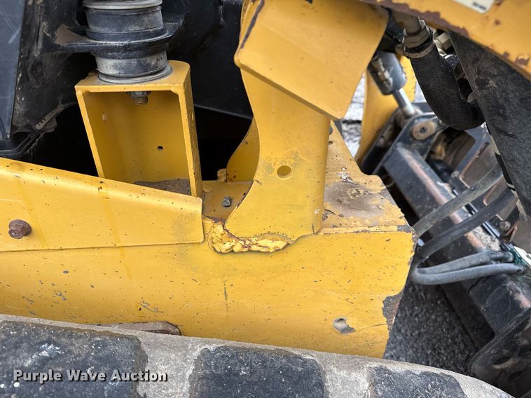 image for item DS3734 2014 Caterpillar 289D tracked skid steer loader