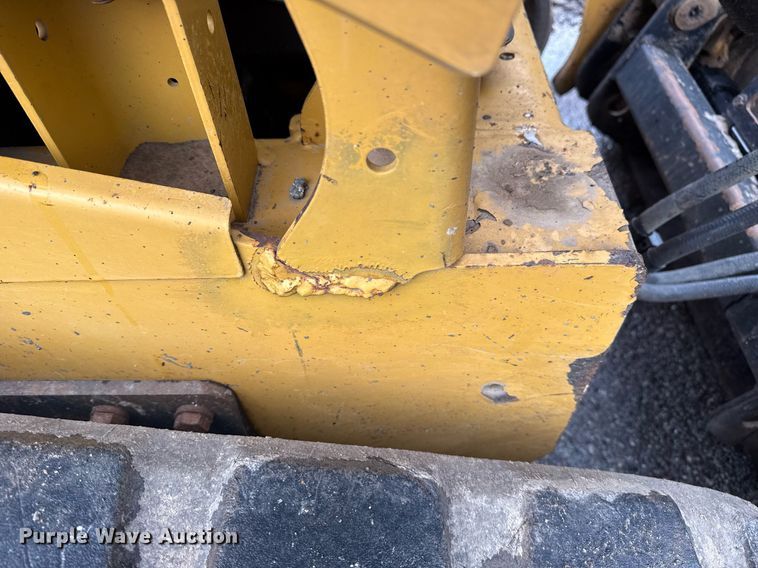 image for item DS3734 2014 Caterpillar 289D tracked skid steer loader