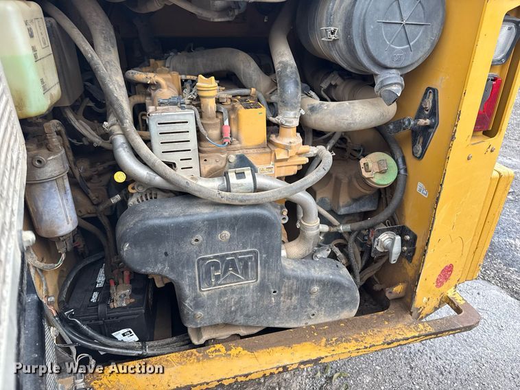 image for item DS3734 2014 Caterpillar 289D tracked skid steer loader