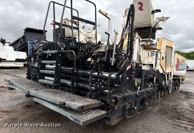 image for item DS3736 2009 Roadtec RP-195 paver