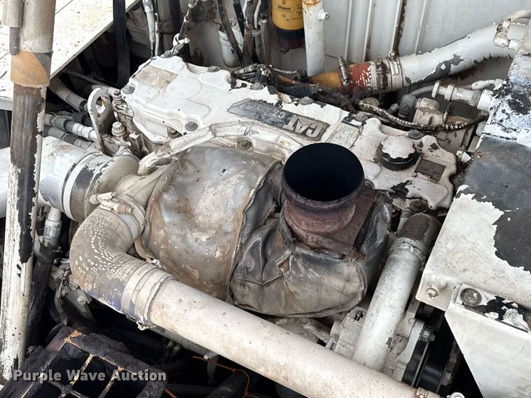 image for item DS3736 2009 Roadtec RP-195 paver