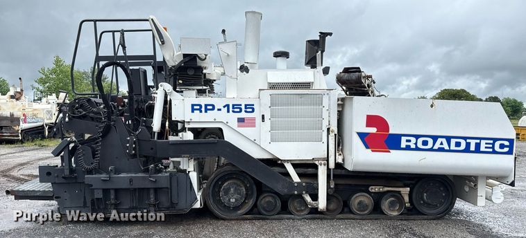 image for item DS3737 2007 Roadtec RP-155 paver