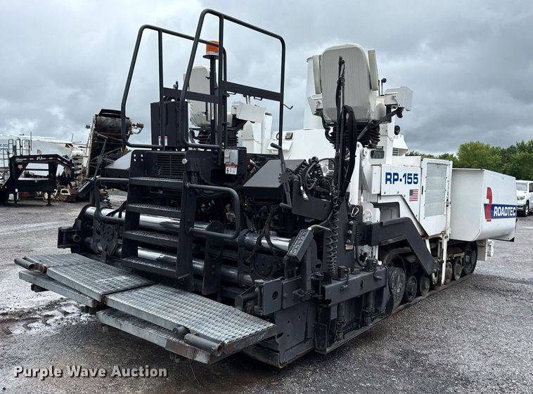 image for item DS3737 2007 Roadtec RP-155 paver