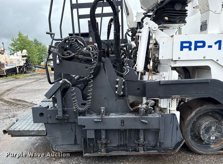 image for item DS3737 2007 Roadtec RP-155 paver