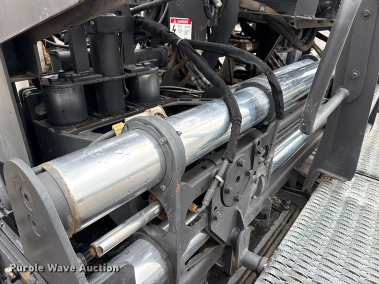 image for item DS3737 2007 Roadtec RP-155 paver