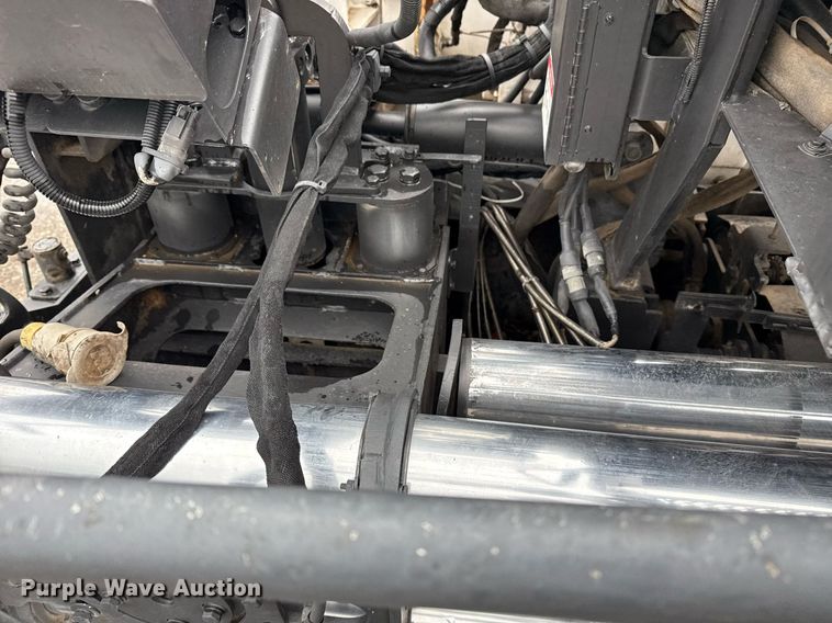 image for item DS3737 2007 Roadtec RP-155 paver