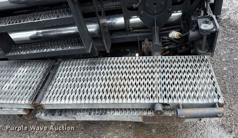 image for item DS3737 2007 Roadtec RP-155 paver