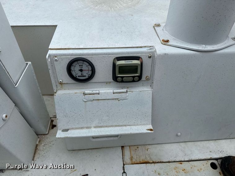 image for item DS3737 2007 Roadtec RP-155 paver