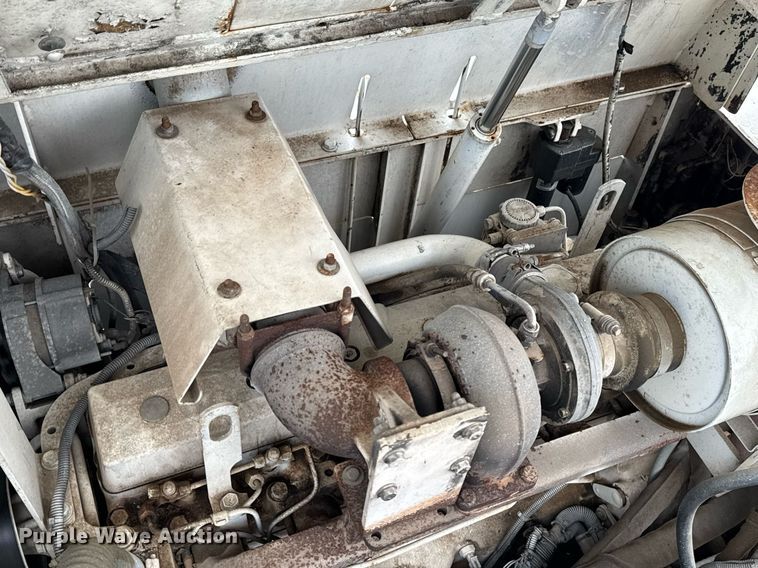 image for item DS3737 2007 Roadtec RP-155 paver