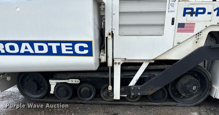 image for item DS3737 2007 Roadtec RP-155 paver
