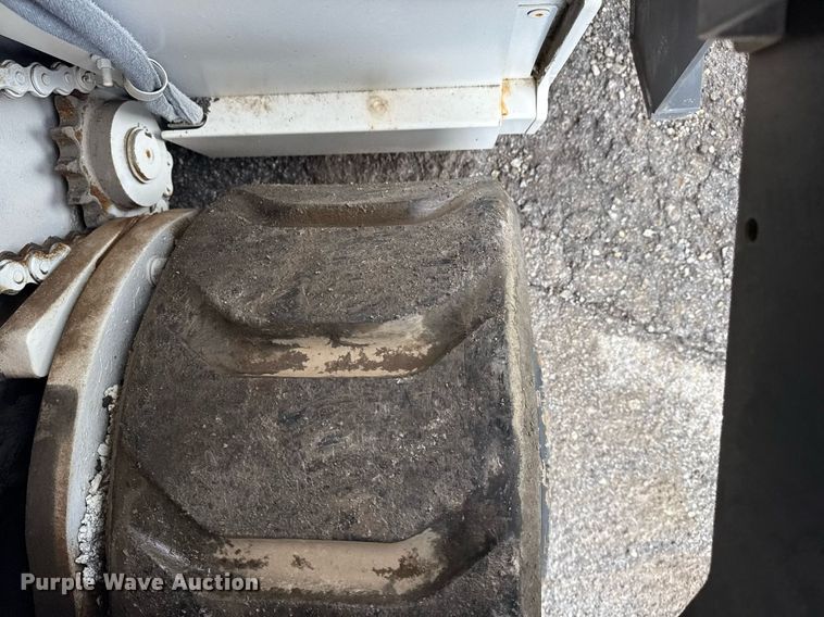 image for item DS3737 2007 Roadtec RP-155 paver