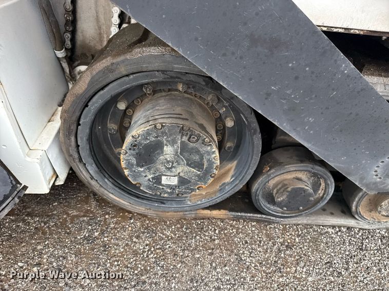 image for item DS3737 2007 Roadtec RP-155 paver