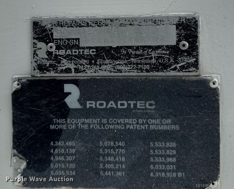 image for item DS3737 2007 Roadtec RP-155 paver