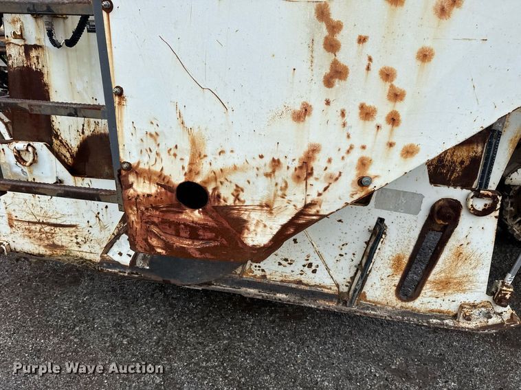 image for item DS3738 2006 Roadtec RX-900 milling machine