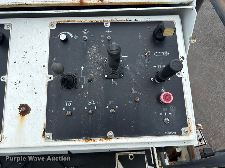 image for item DS3738 2006 Roadtec RX-900 milling machine