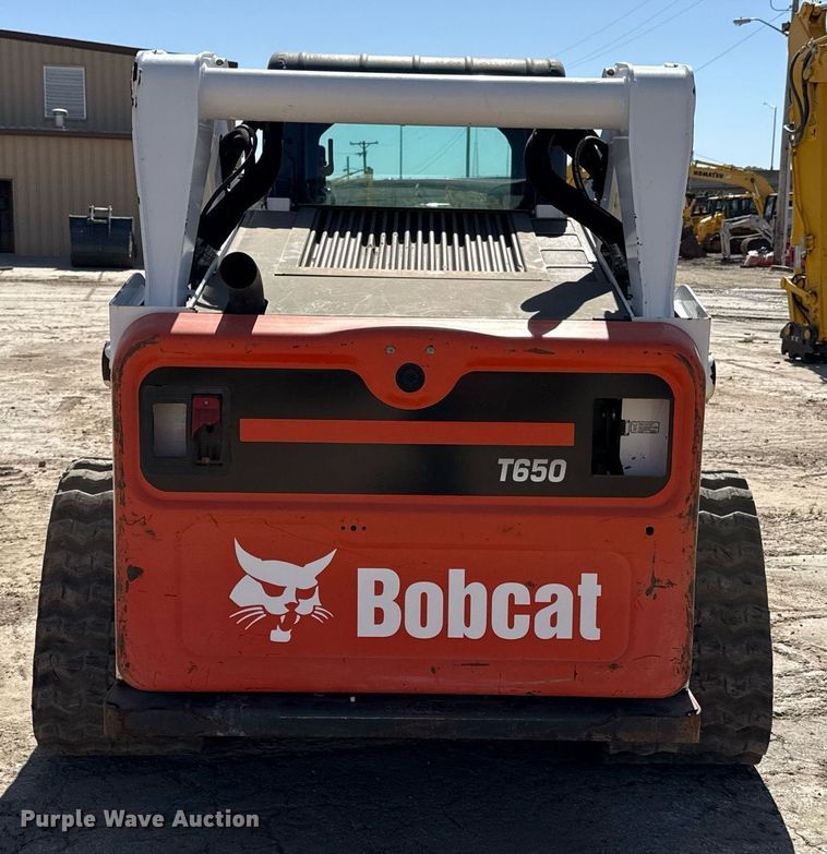 image for item DS4318 2015 Bobcat T650 tracked skid steer loader