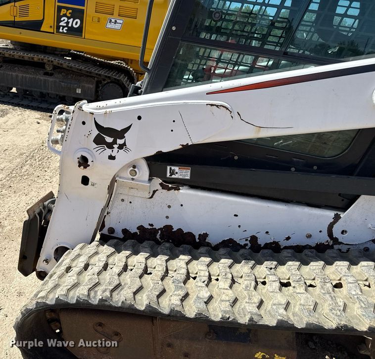image for item DS4318 2015 Bobcat T650 tracked skid steer loader