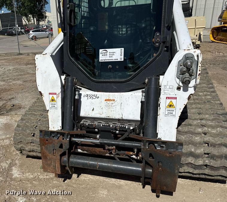 image for item DS4318 2015 Bobcat T650 tracked skid steer loader