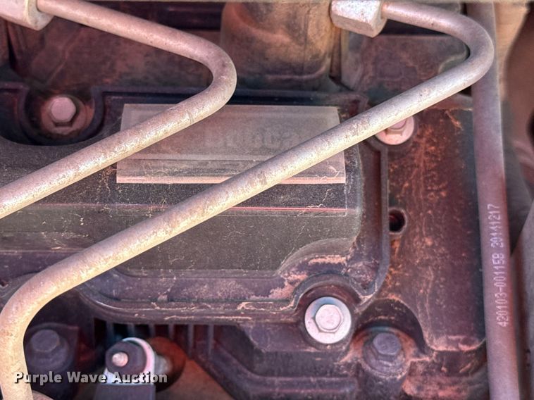 image for item DS4318 2015 Bobcat T650 tracked skid steer loader