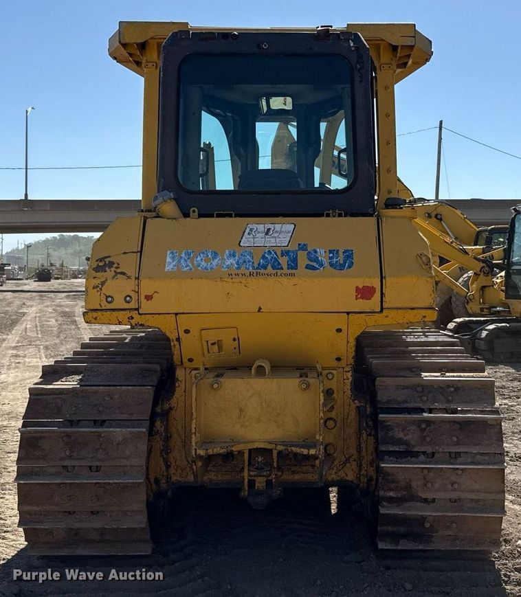 image for item DS4319 2007 Komatsu D65EX-15E0 dozer