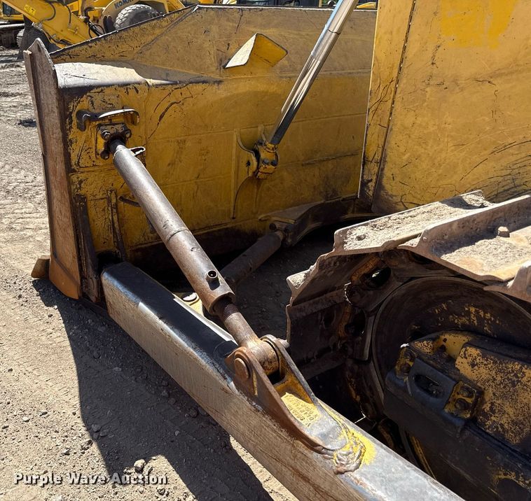 image for item DS4319 2007 Komatsu D65EX-15E0 dozer