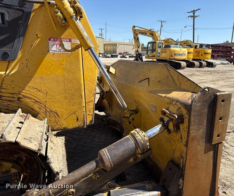 image for item DS4319 2007 Komatsu D65EX-15E0 dozer