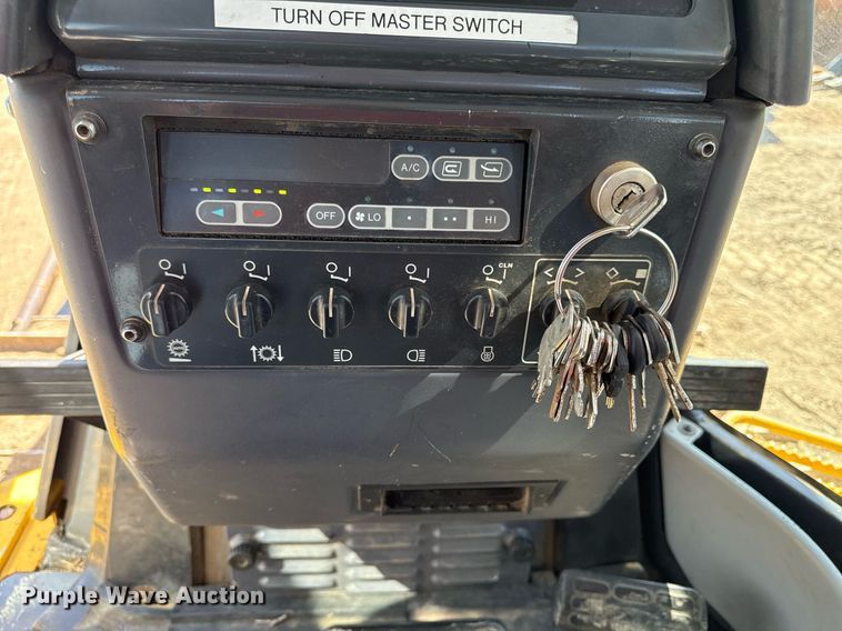 image for item DS4319 2007 Komatsu D65EX-15E0 dozer