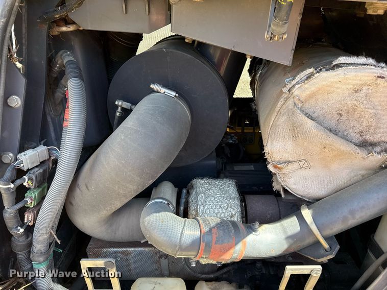 image for item DS4319 2007 Komatsu D65EX-15E0 dozer