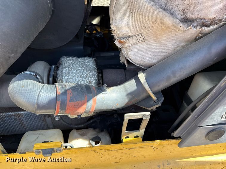 image for item DS4319 2007 Komatsu D65EX-15E0 dozer