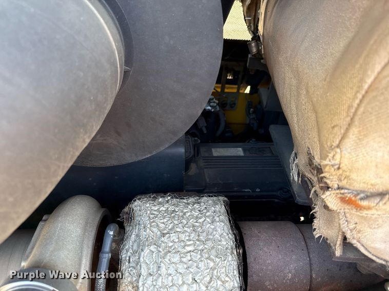 image for item DS4319 2007 Komatsu D65EX-15E0 dozer