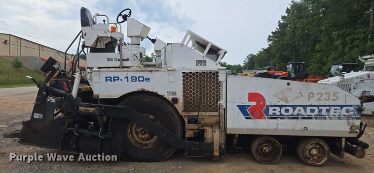 image for item DT3509 2016 Roadtec RP-190e paver