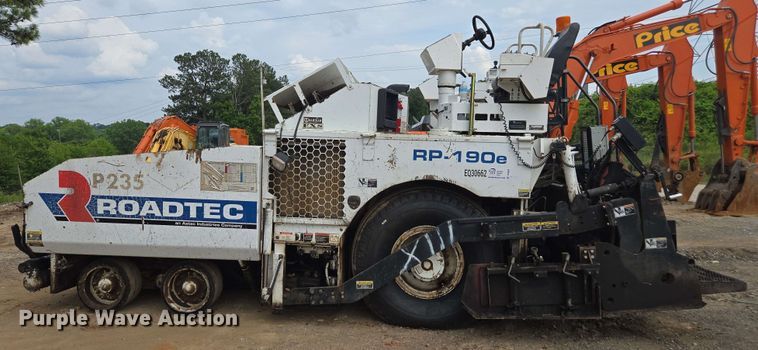 image for item DT3509 2016 Roadtec RP-190e paver