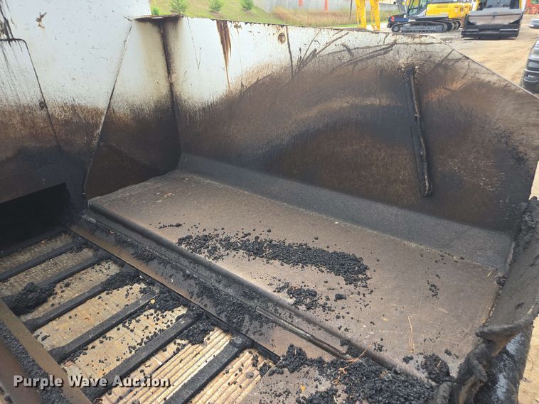 image for item DT3509 2016 Roadtec RP-190e paver