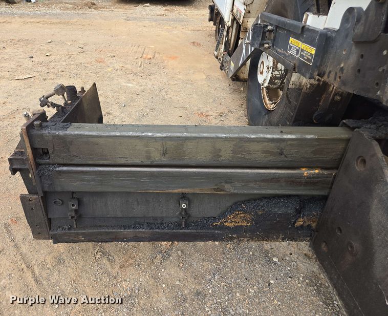 image for item DT3509 2016 Roadtec RP-190e paver