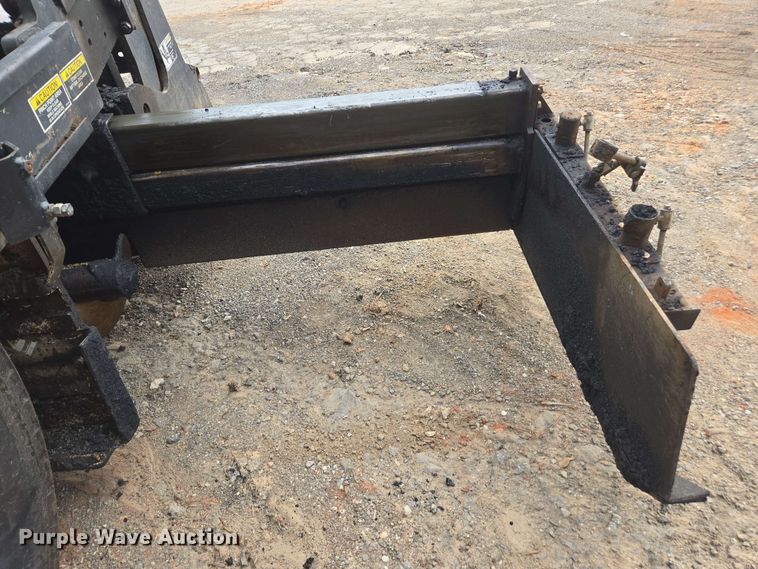 image for item DT3509 2016 Roadtec RP-190e paver