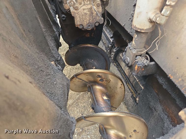 image for item DT3509 2016 Roadtec RP-190e paver