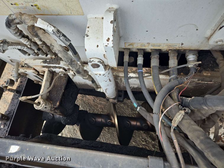 image for item DT3509 2016 Roadtec RP-190e paver