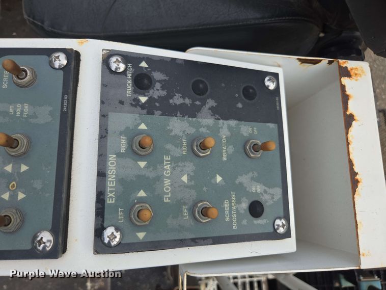 image for item DT3509 2016 Roadtec RP-190e paver