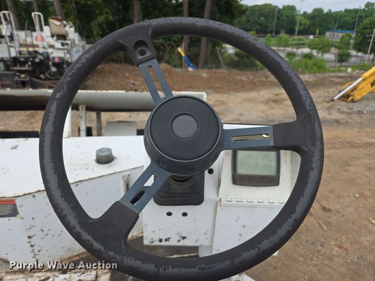 image for item DT3509 2016 Roadtec RP-190e paver