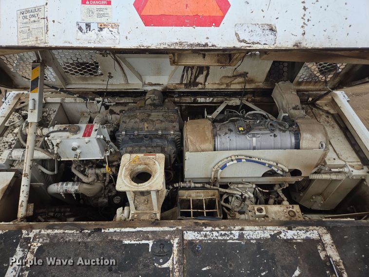 image for item DT3509 2016 Roadtec RP-190e paver