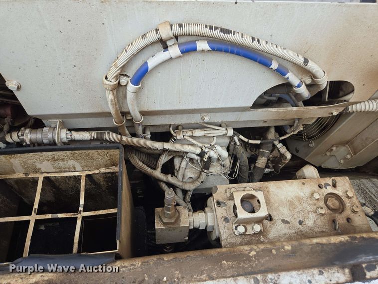 image for item DT3509 2016 Roadtec RP-190e paver