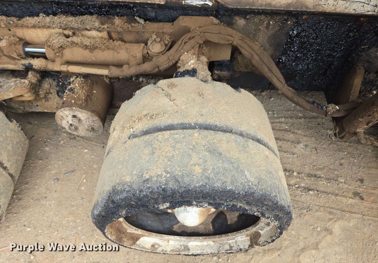 image for item DT3509 2016 Roadtec RP-190e paver