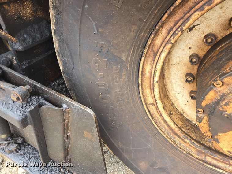 image for item DT3509 2016 Roadtec RP-190e paver