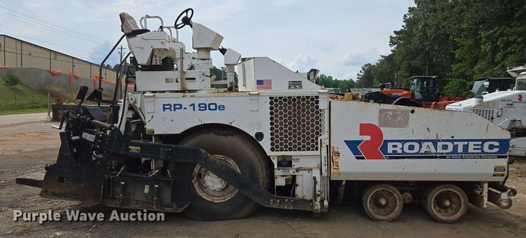 image for item DT3510 2016 Roadtec RP-190e paver
